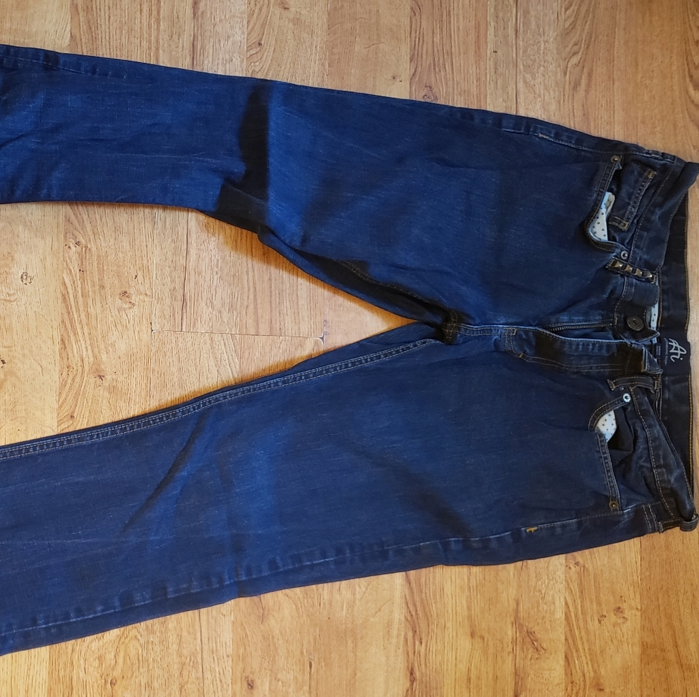 Authentic Icon sz 34/34 dark blue jeans